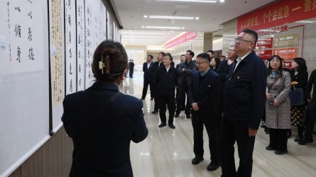 國家能源局甘肅監(jiān)管辦公室機關(guān)黨委等參觀甘肅工程咨詢集團(tuán)廉潔文化作品展